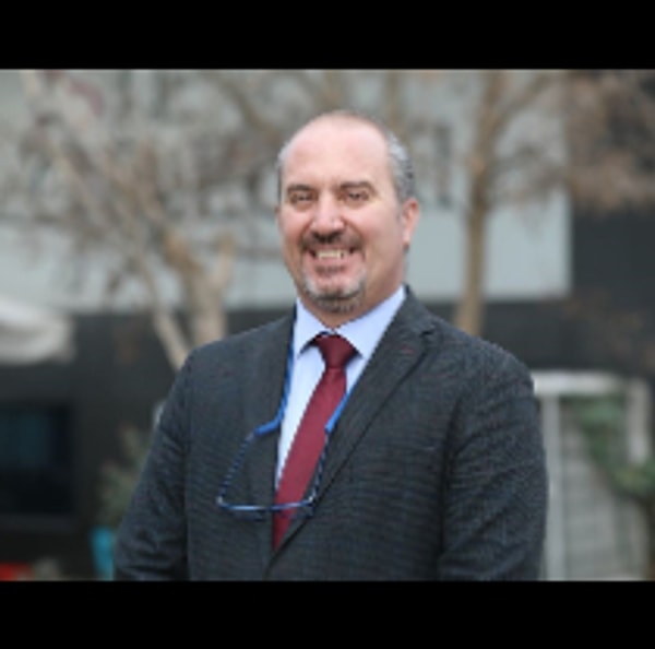 Prof. Dr. Şakir Dinçşahin Profil Resmi